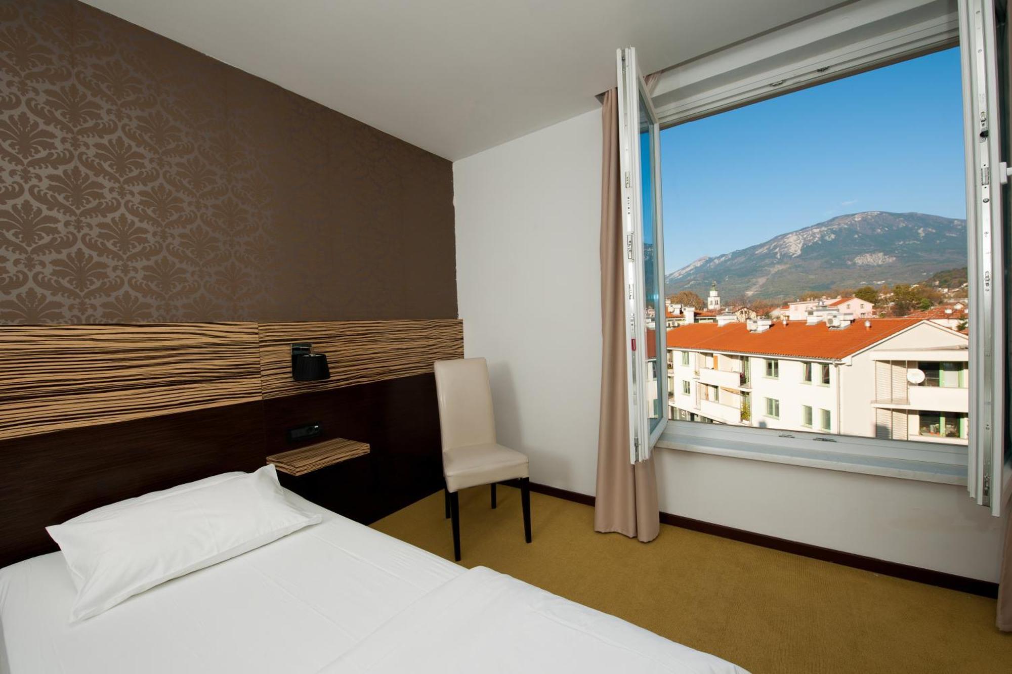 Gold Club Hotel & Casino Ajdovščina Cameră foto